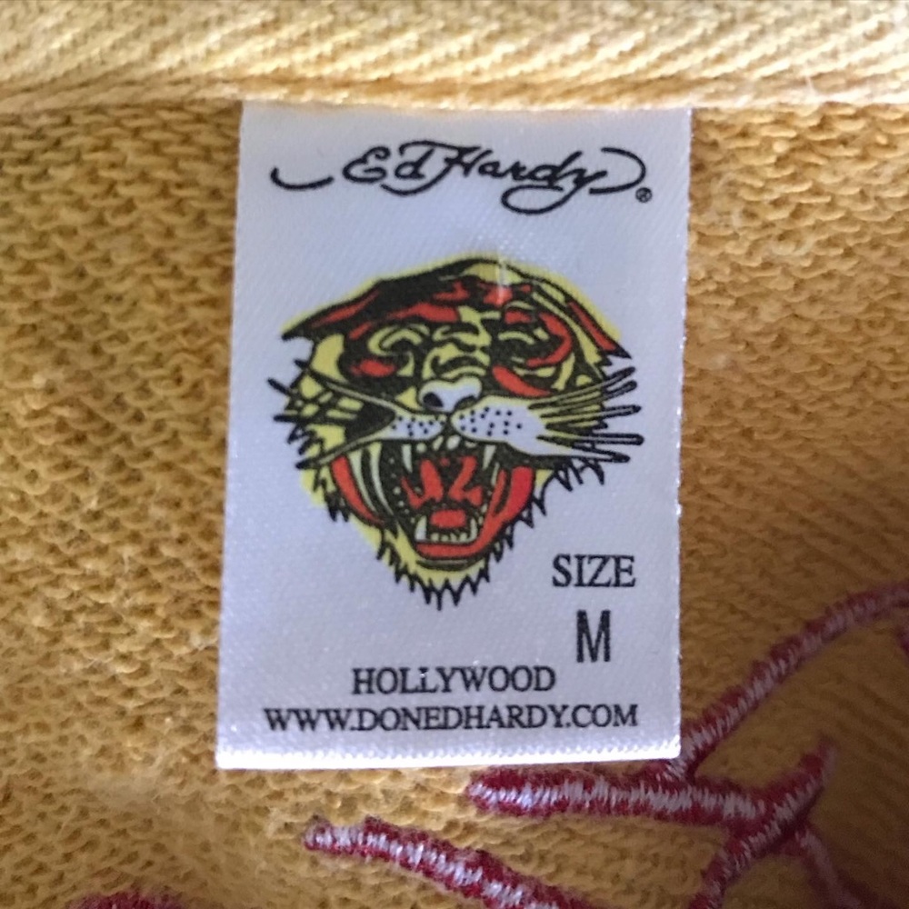 🚨RARE🚨Vintage Ed Hardy Graphic yellow full zip hoodie.